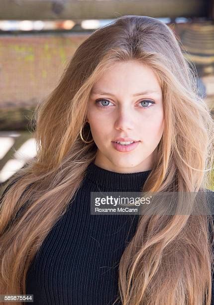 60 Grace Van Dien Malibu Stock Photos & High